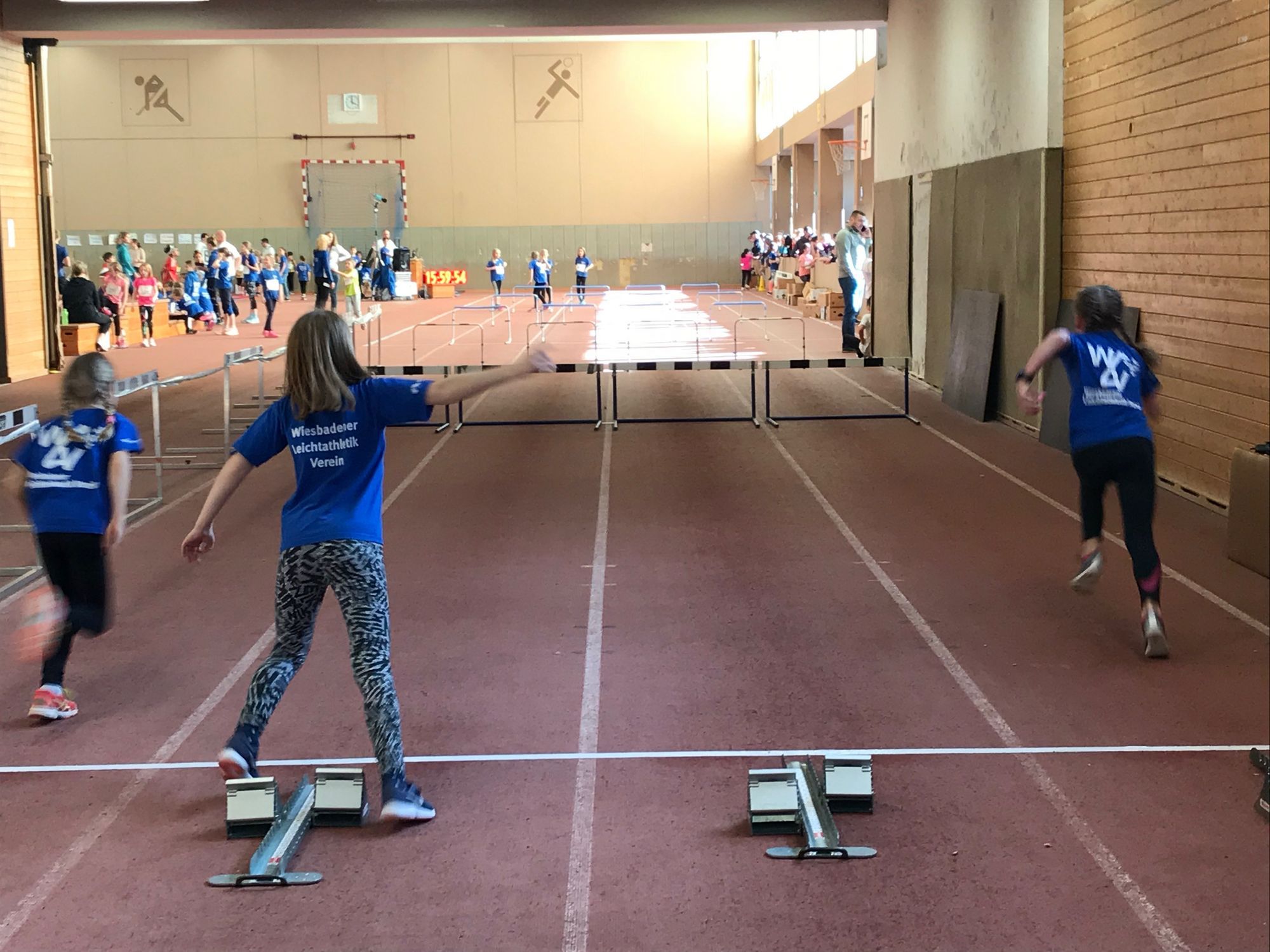 Impressionen vom Kinderleichtathletik-Teamwettbewerb der U10 und U12 am 10.03.19