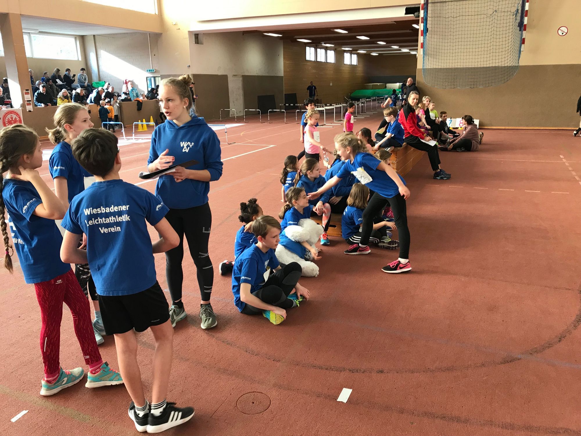 Impressionen vom Kinderleichtathletik-Teamwettbewerb der U10 und U12 am 10.03.19